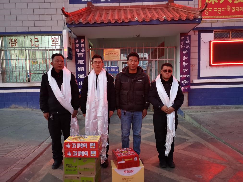 點贊！西藏圣凈環(huán)保服務(wù)有限公司送去的這份愛心